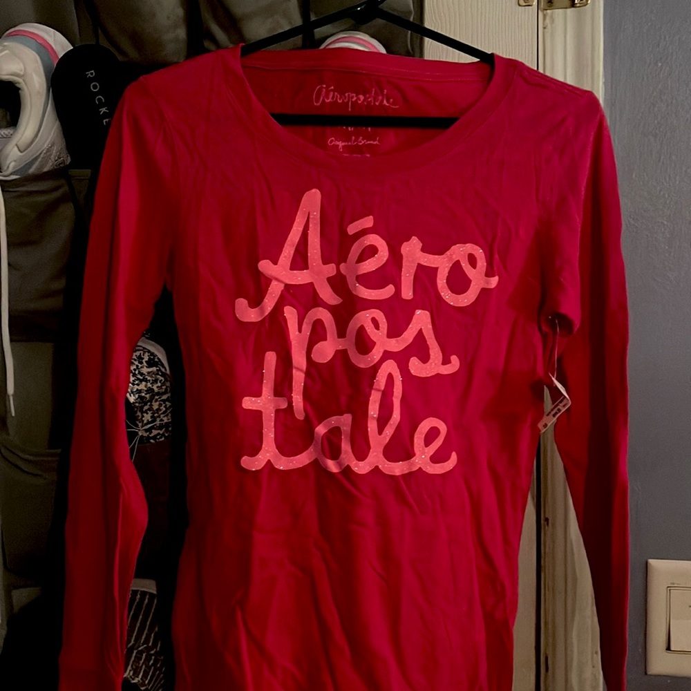 Medium pink, long sleeve, new with tags AéRopostale women’s shirt